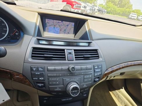 Used 2010 Honda Accord EX-L image 21