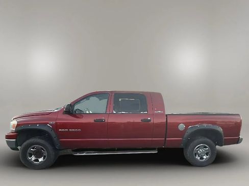 Used 2006 Dodge Ram 2500 Truck SLT w/ Light Group image 2