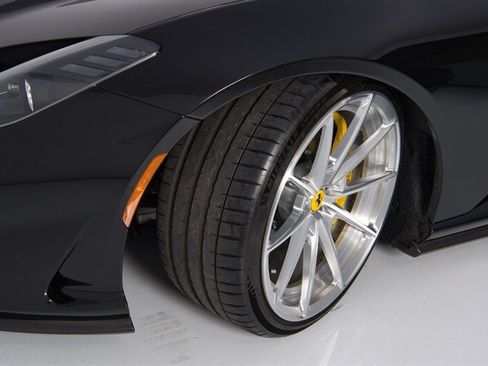 Used 2022 Ferrari 812 GTS RWD image 40