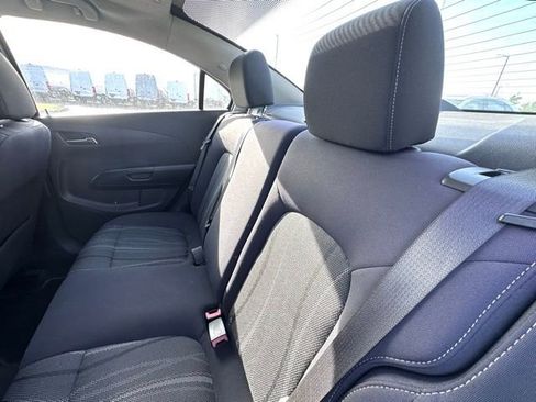 Used 2012 Chevrolet Sonic LT image 17