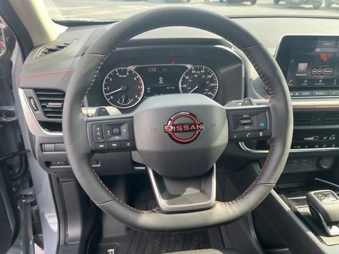 New 2026 Nissan Rogue SV AWD/4WD image 24