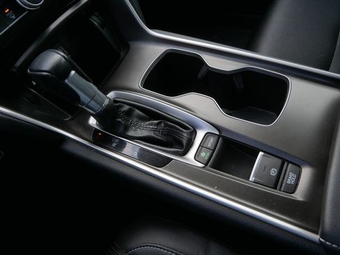 Used 2019 Honda Accord Sport image 24