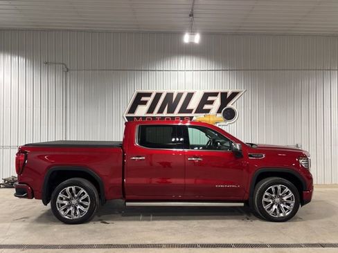 Used 2024 GMC Sierra 1500 Denali w/ Denali Reserve Package AWD/4WD image 2