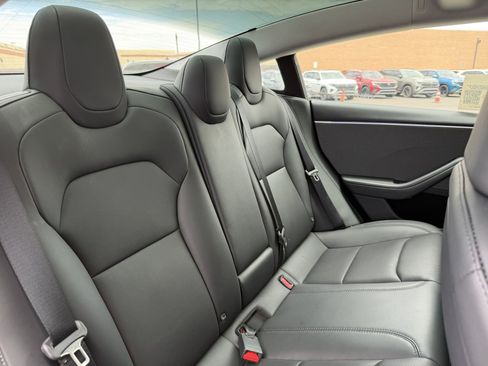 Used 2025 Tesla Model 3 Long Range RWD image 44