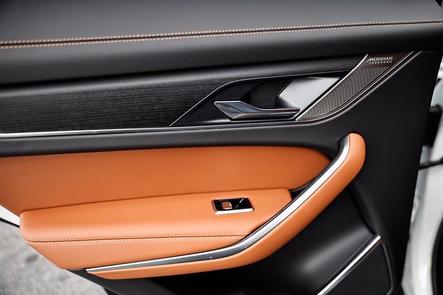 New 2026 Jaguar F-PACE R-Dynamic S AWD/4WD image 26