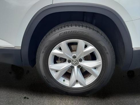 Used 2018 Volkswagen Atlas SEL FWD image 31