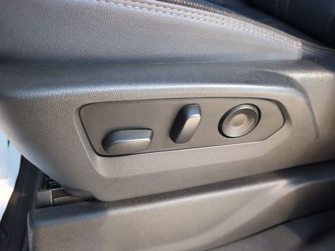 Used 2024 Chevrolet Silverado 3500 High Country w/ High Country Premium Package image 17