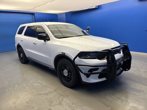 Used 2023 Dodge Durango AWD image 2