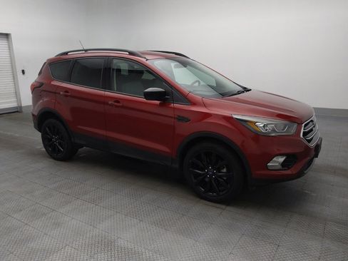 Used 2019 Ford Escape SE image 11