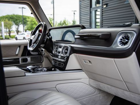 Used 2024 Mercedes-Benz G 63 AMG 4MATIC image 42
