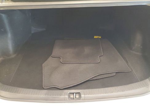 Used 2024 Toyota Corolla LE image 8