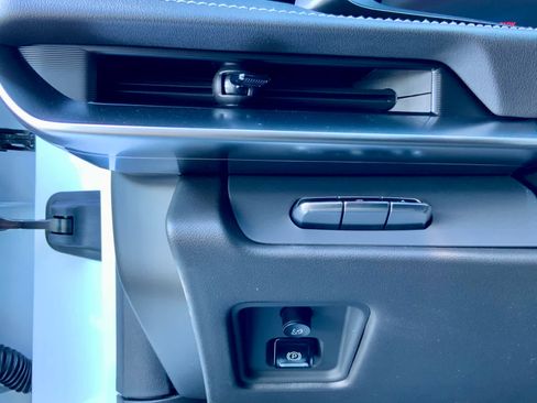 New 2026 Chevrolet Corvette 2LT image 36