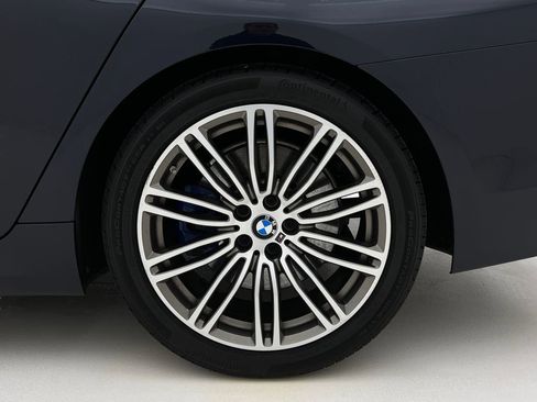 Used 2019 BMW M550i xDrive w/ Premium Package 2 image 27