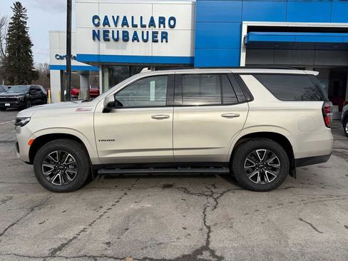 Used 2022 Chevrolet Tahoe Z71 w/ Luxury Package image 8