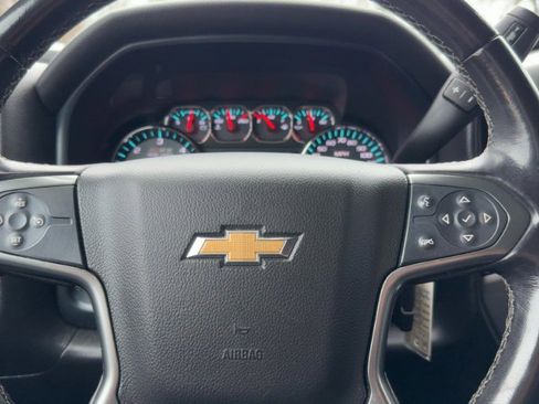 Used 2018 Chevrolet Silverado 1500 LT w/ All Star Edition image 15
