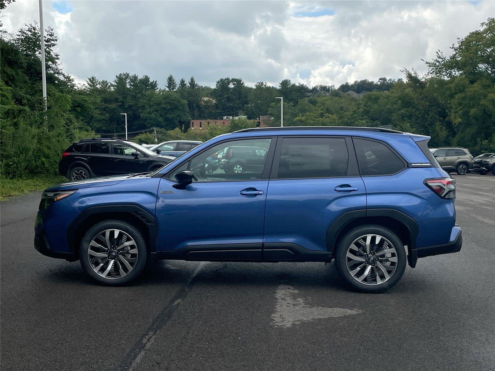 New 2026 Subaru Forester Touring AWD/4WD image 2
