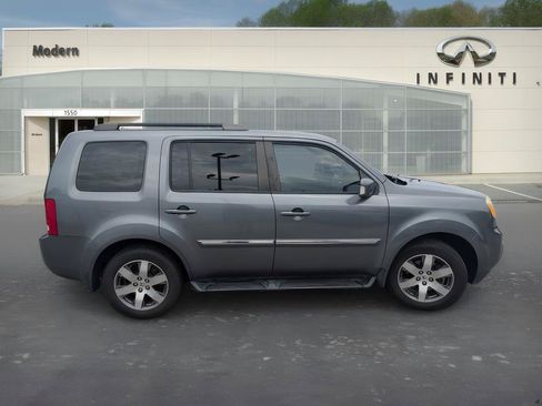 Used 2013 Honda Pilot Touring image 3