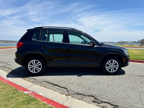 Used 2015 Volkswagen Tiguan S FWD image 6