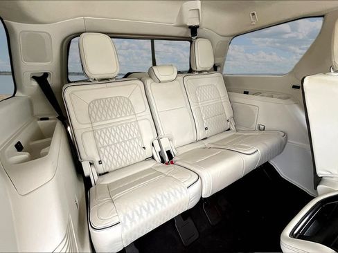 Used 2022 Lincoln Navigator Black Label AWD/4WD image 26