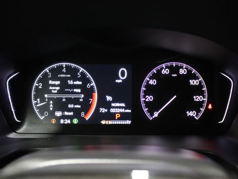 Used 2025 Honda Pilot EX-L image 13