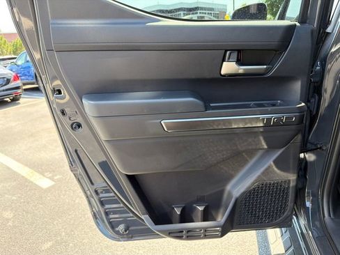 Used 2025 Toyota Tacoma TRD Sport image 21