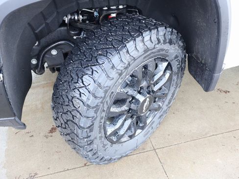 New 2026 Chevrolet Silverado 2500 LT w/ Trail Boss Package image 46