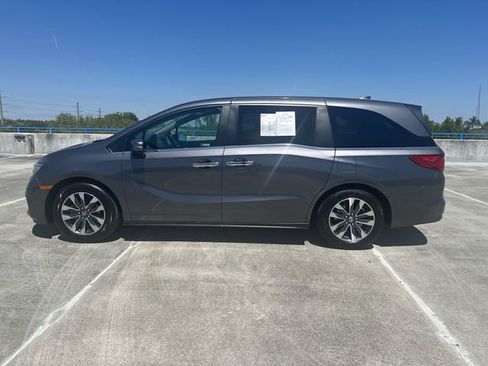 Used 2024 Honda Odyssey EX-L image 32