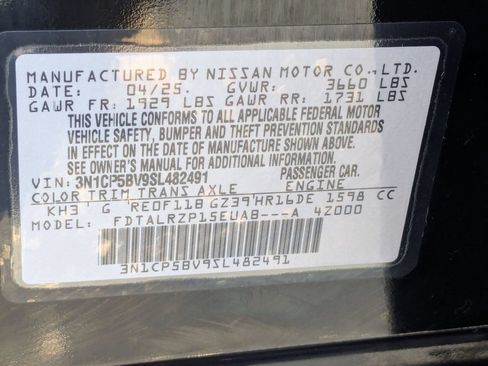 Used 2025 Nissan Kicks Play S FWD image 33