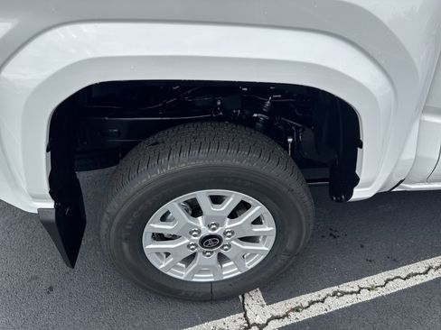 New 2026 Toyota Tacoma SR5 image 11