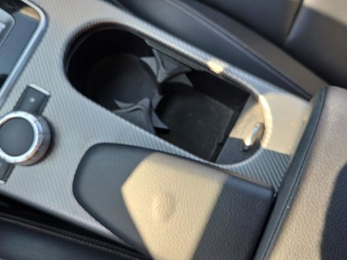 Used 2019 Mercedes-Benz SLC 300 image 33