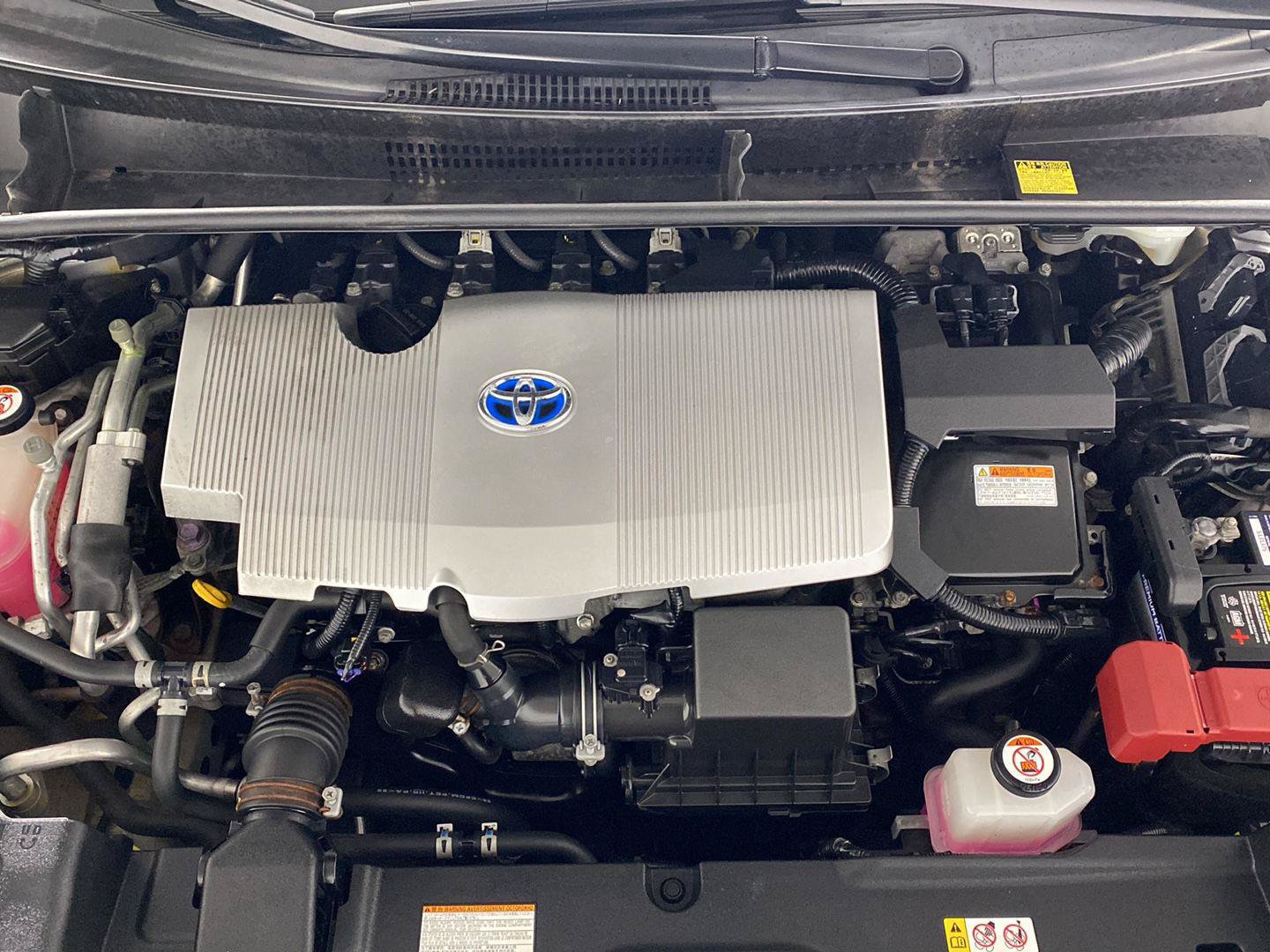 Used 2017 Toyota Prius Prime Advanced FWD image 9