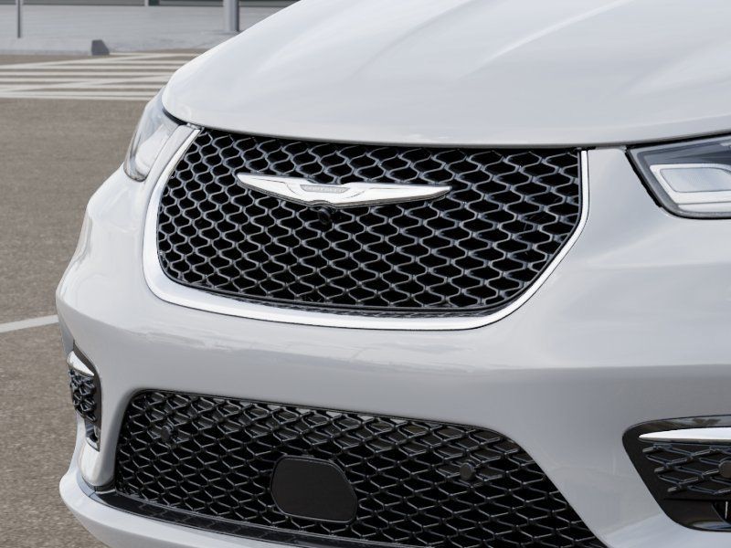 New 2026 Chrysler Pacifica Select FWD image 11