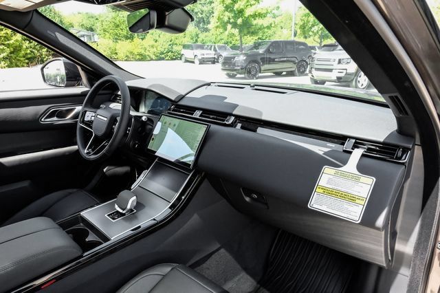 New 2026 Land Rover Range Rover Velar S AWD/4WD image 18