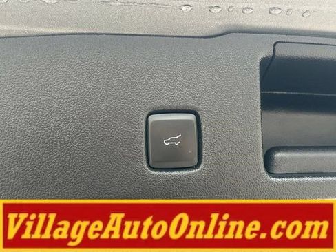 Used 2023 Ford Escape Active AWD/4WD image 39