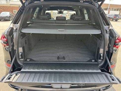 Used 2024 BMW X5 xDrive40i w/ M Sport Package AWD/4WD image 53