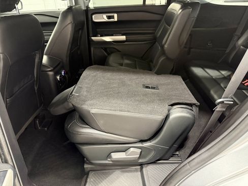 Used 2021 Ford Explorer Limited w/ Equipment Group 301A image 43