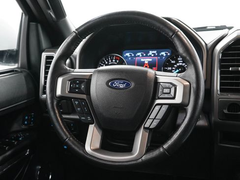 Used 2021 Ford Expedition XLT w/ Equipment Group 202A AWD/4WD image 19