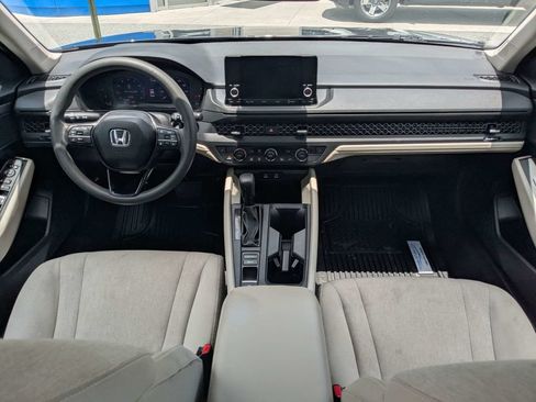Used 2023 Honda Accord EX image 13