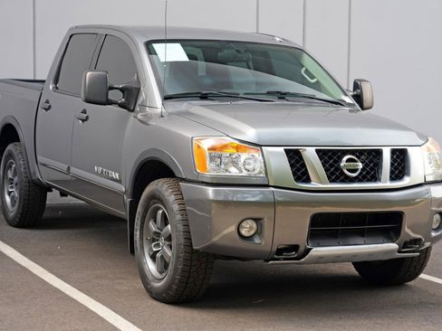 Used 2015 Nissan Titan PRO-4X AWD/4WD image 49