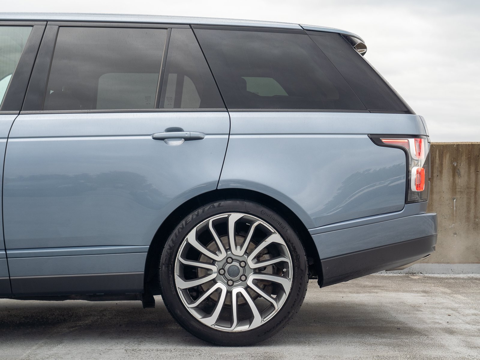 Used 2020 Land Rover Range Rover AWD/4WD image 14