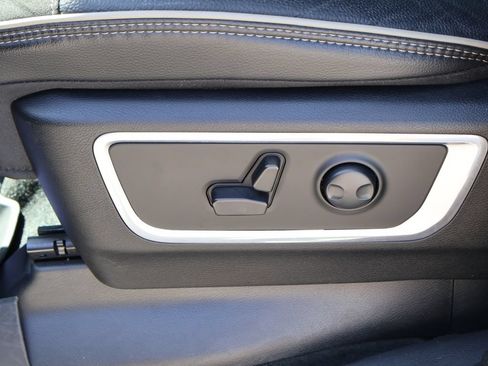 Used 2023 RAM 1500 Laramie AWD/4WD image 23