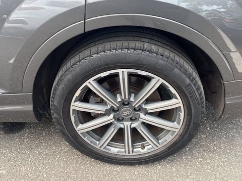 Used 2019 Audi Q7 2.0T Premium Plus AWD/4WD image 11