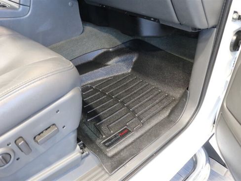 Used 2006 Chevrolet Silverado 2500 W/T AWD/4WD image 90