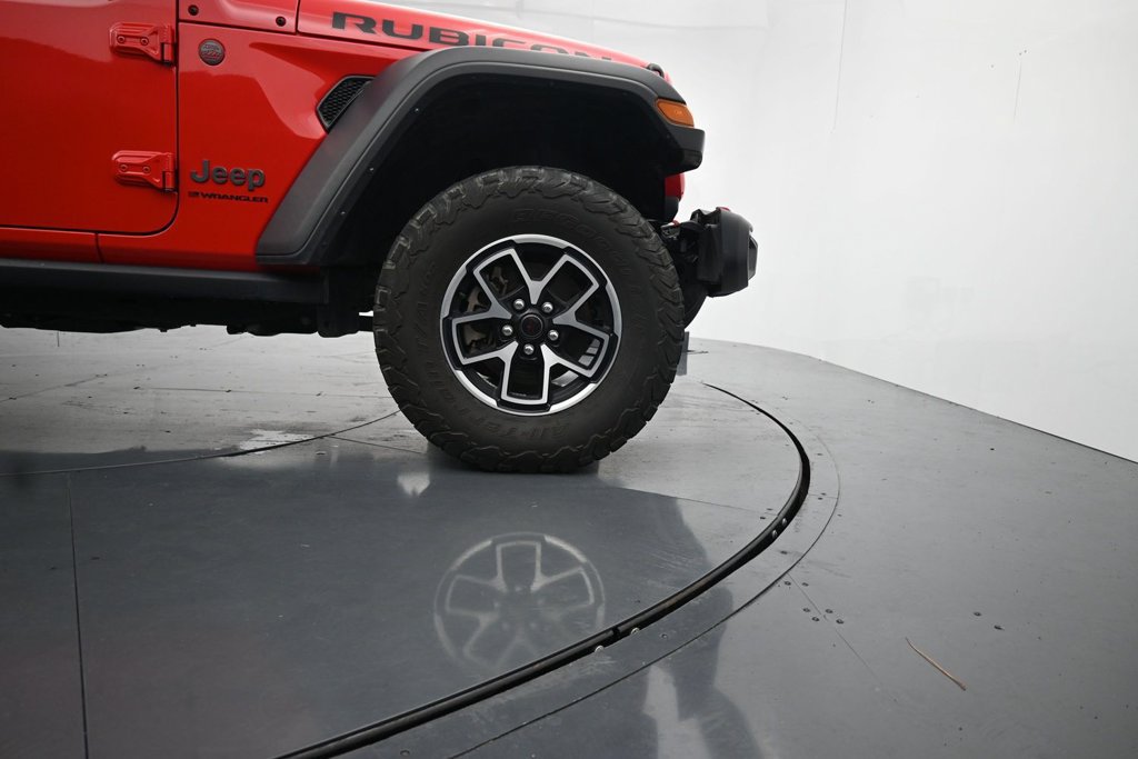 Used 2024 Jeep Wrangler Unlimited Rubicon AWD/4WD image 11
