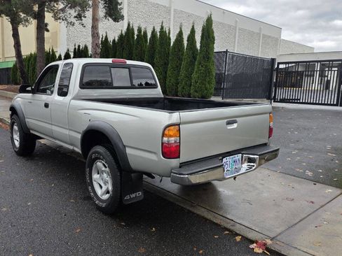Used 2001 Toyota Tacoma 4x4 Xtracab image 7