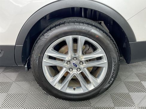 Used 2017 Ford Explorer Limited AWD/4WD image 36