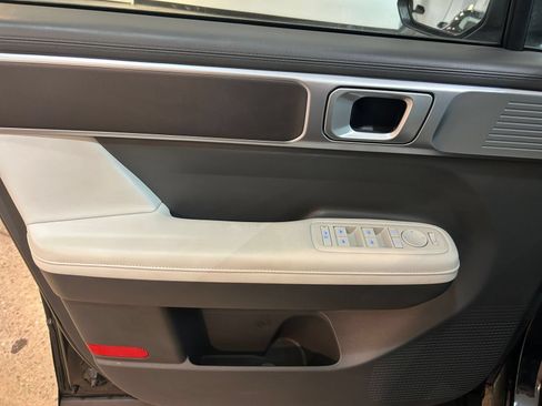Used 2026 Hyundai Santa Fe SEL FWD image 18