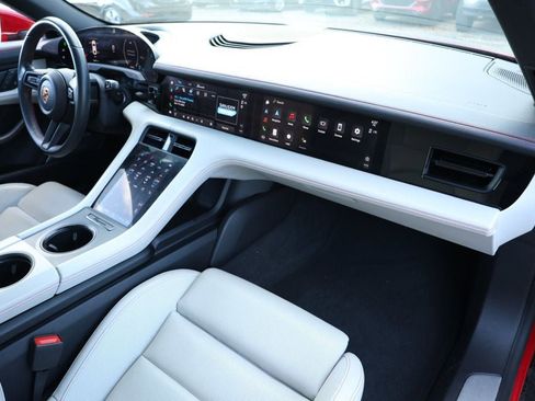 Used 2024 Porsche Taycan 4S image 25