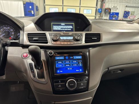 Used 2016 Honda Odyssey EX-L image 21