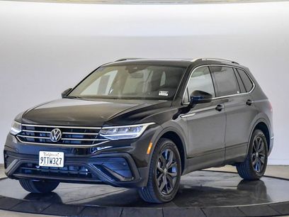 Used 2024 Volkswagen Tiguan SE